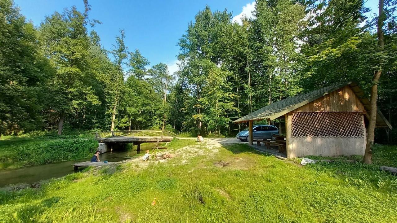 Ranczo Na Skarpie Villa Frampol Exteriör bild